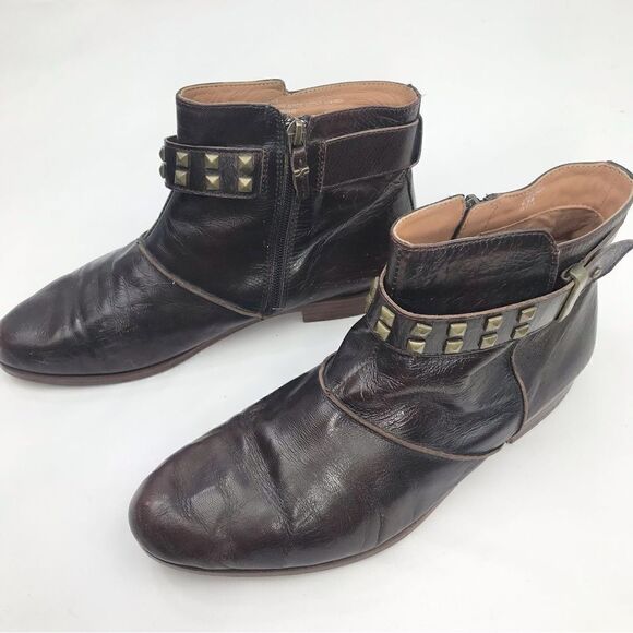 Earthies TREANO Brown Leather Bronze Studded Ankle Boots in Chestnut - Picture 4 of 16